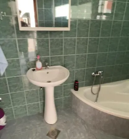 Apartman Raza Lägenhet *